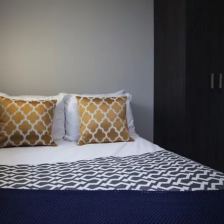 Apartamento Fusion Tower Bristol